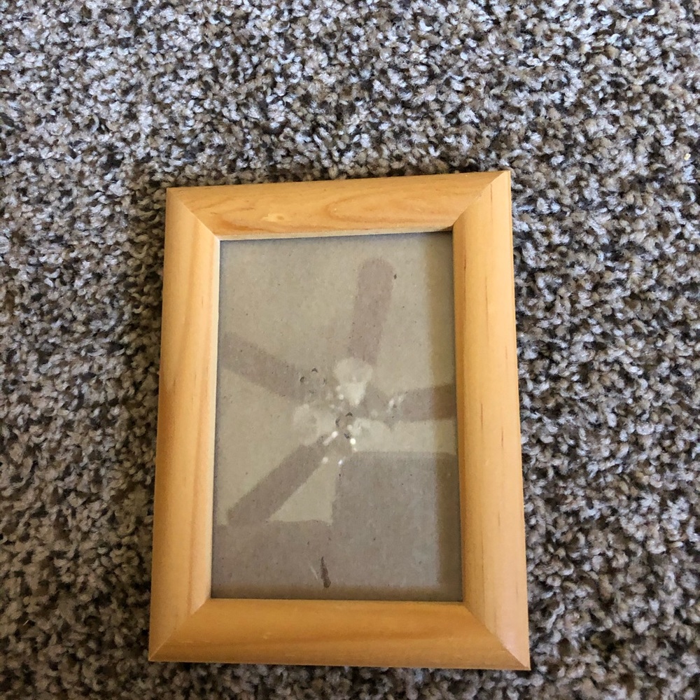 Oak Look Picture Frame for 3 1/2 x 5 Size Picture - Picture 3 of 4